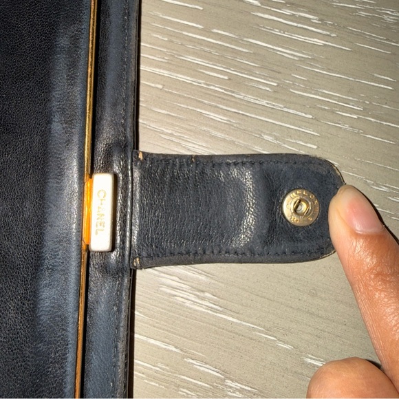 CHANEL Long Wallet Black Caviar Skin Leather CC Authentic - Good - Picture 11 of 14